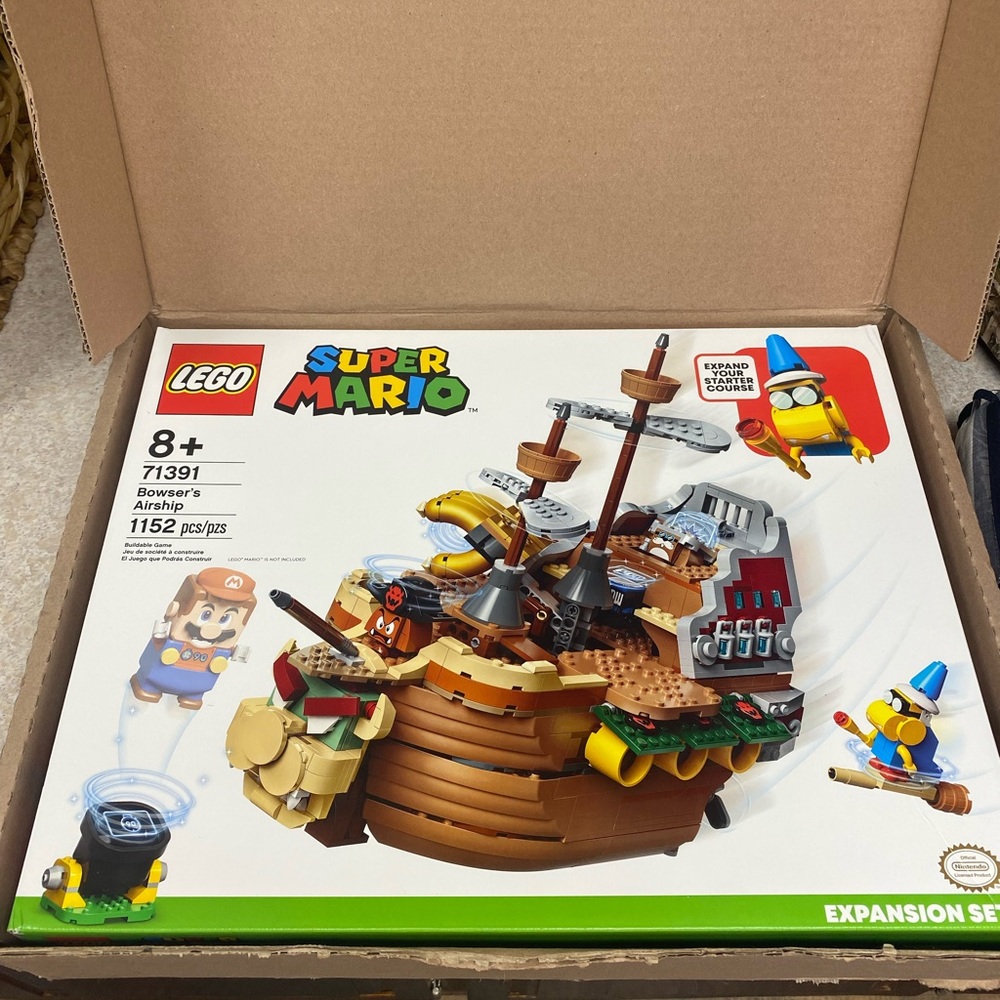 SUPER MARIO BOWSERS AIRSHIP EXPANSION SET.